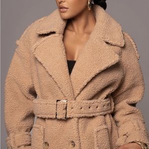 Brand New JLUXLABEL beige roxanna coat